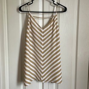 Loft v-neck drapey tank, size M. NWT.